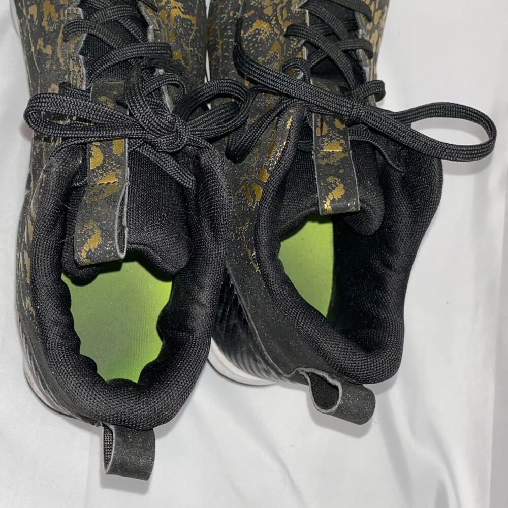 Under Armour Spotlight Mid Black and Gold Football Rubber Cleats Men's 12.5 used - Picture 5 of 12